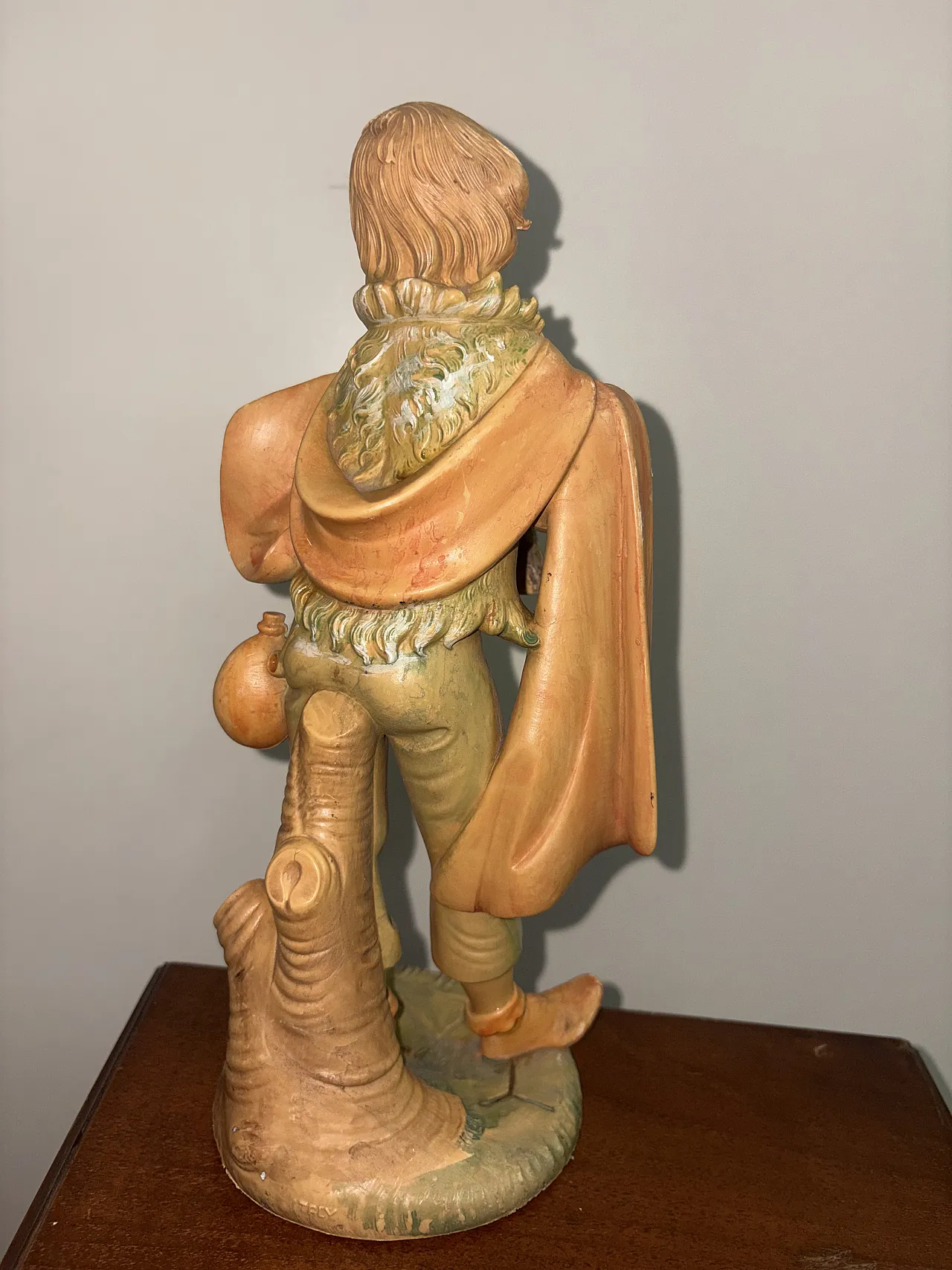 Pifferaio in plastica dura, metà '900 4