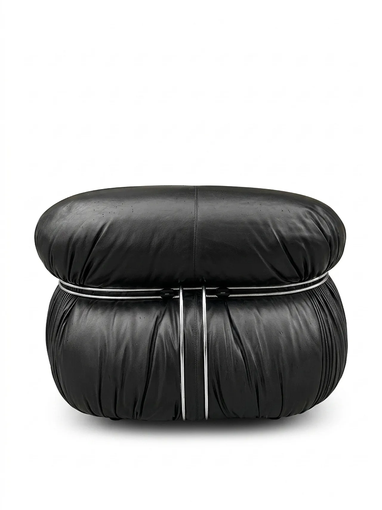 Soriana armchair by Cassina in black leather, 1970s 5