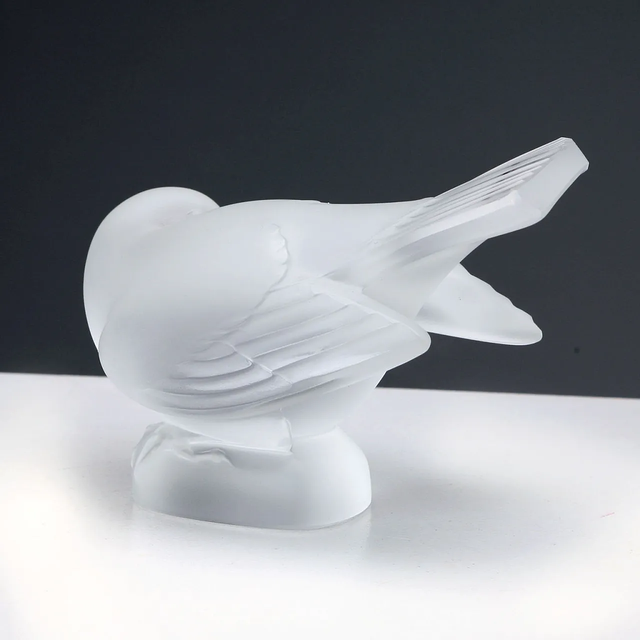 Bird in satin crystal, Manufacture Lalique, 20th century 6