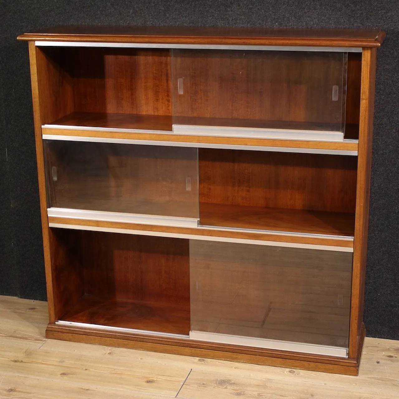 Italian design bookcase with glass doors, 1970s 7
