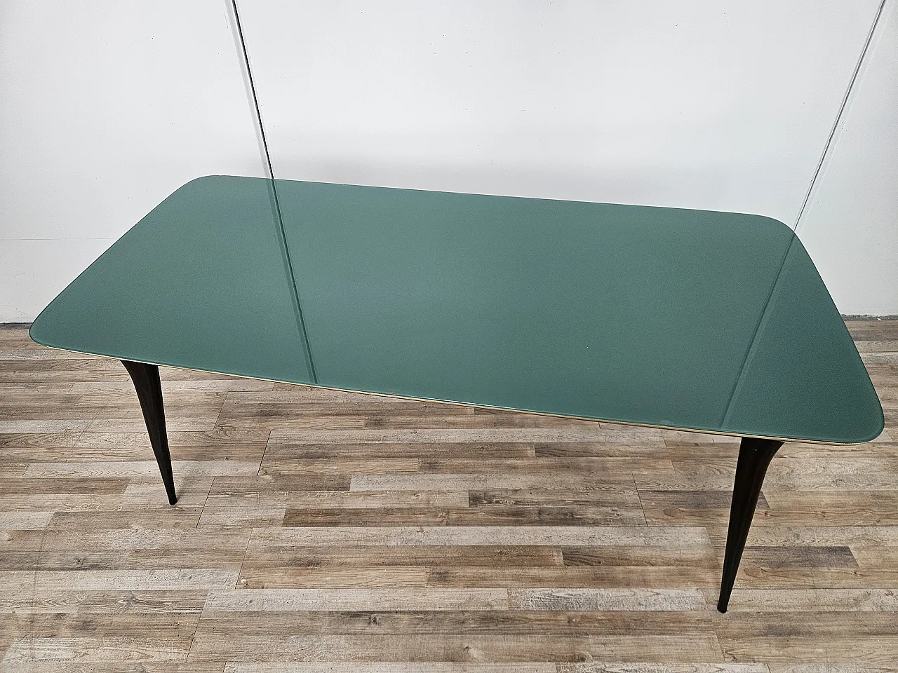 Tavolo da pranzo Mid Century in mogano con piano in vetro verdeacqua 2