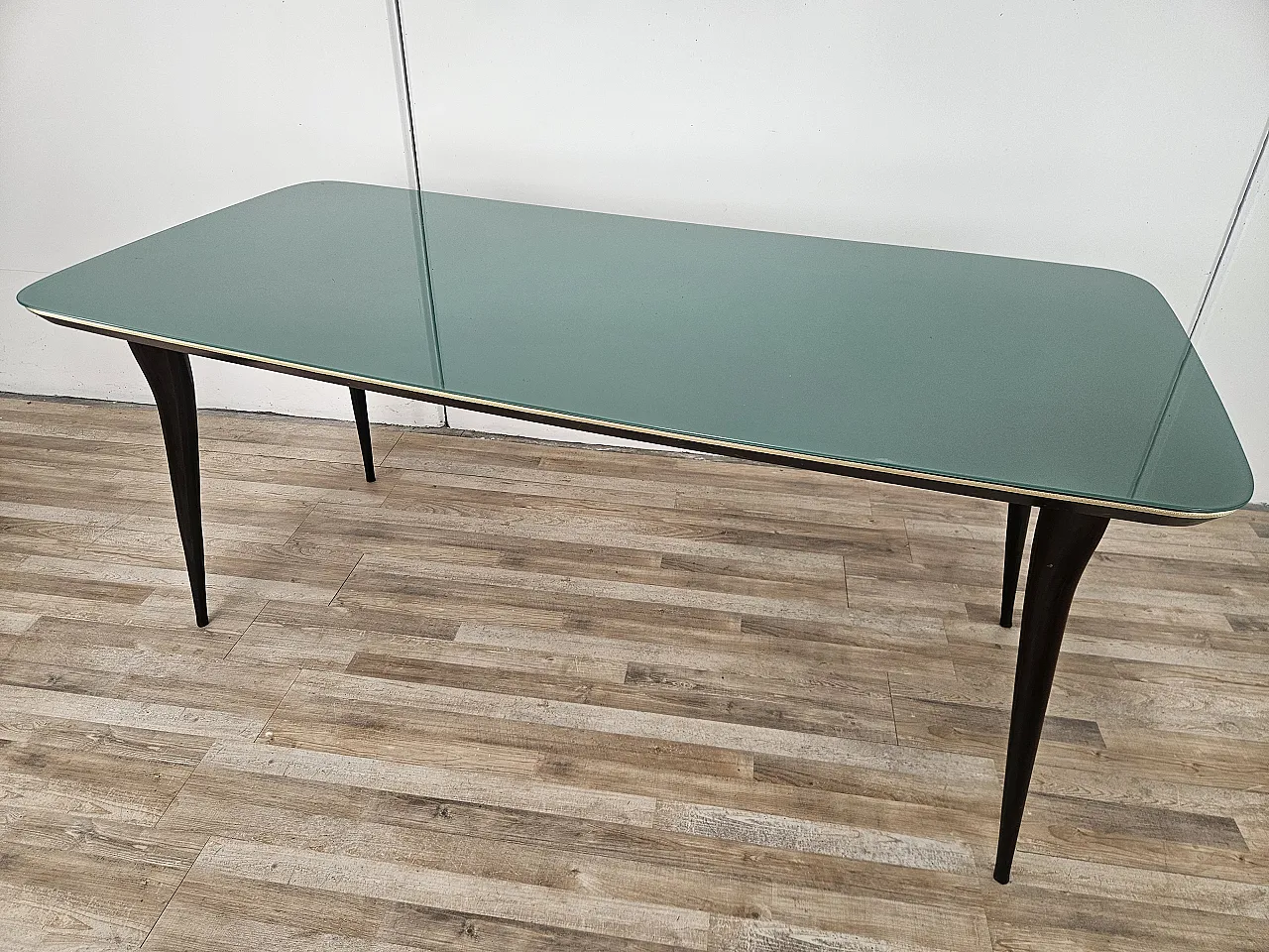 Tavolo da pranzo Mid Century in mogano con piano in vetro verdeacqua 3