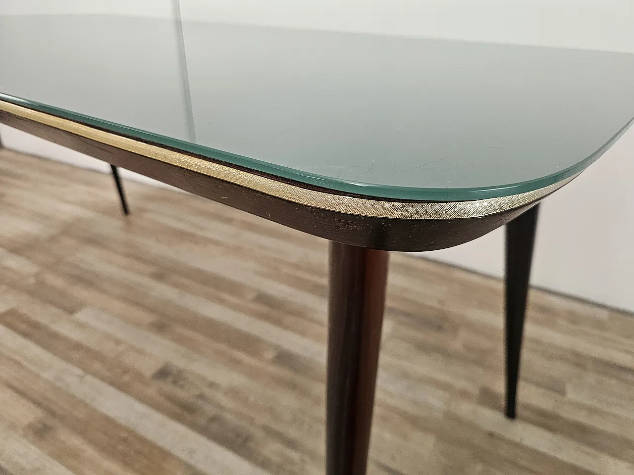 Tavolo da pranzo Mid Century in mogano con piano in vetro verdeacqua 10