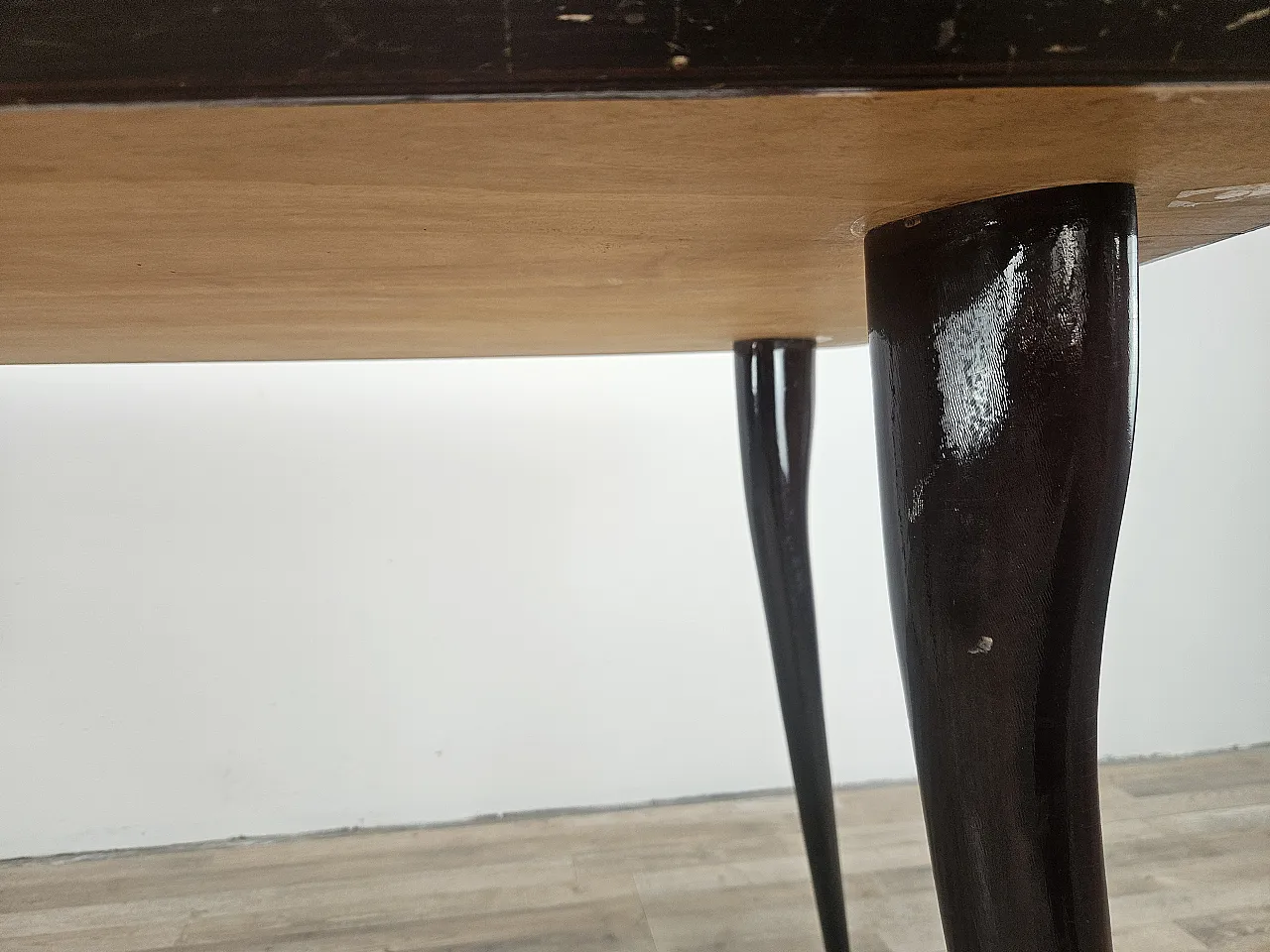 Tavolo da pranzo Mid Century in mogano con piano in vetro verdeacqua 16