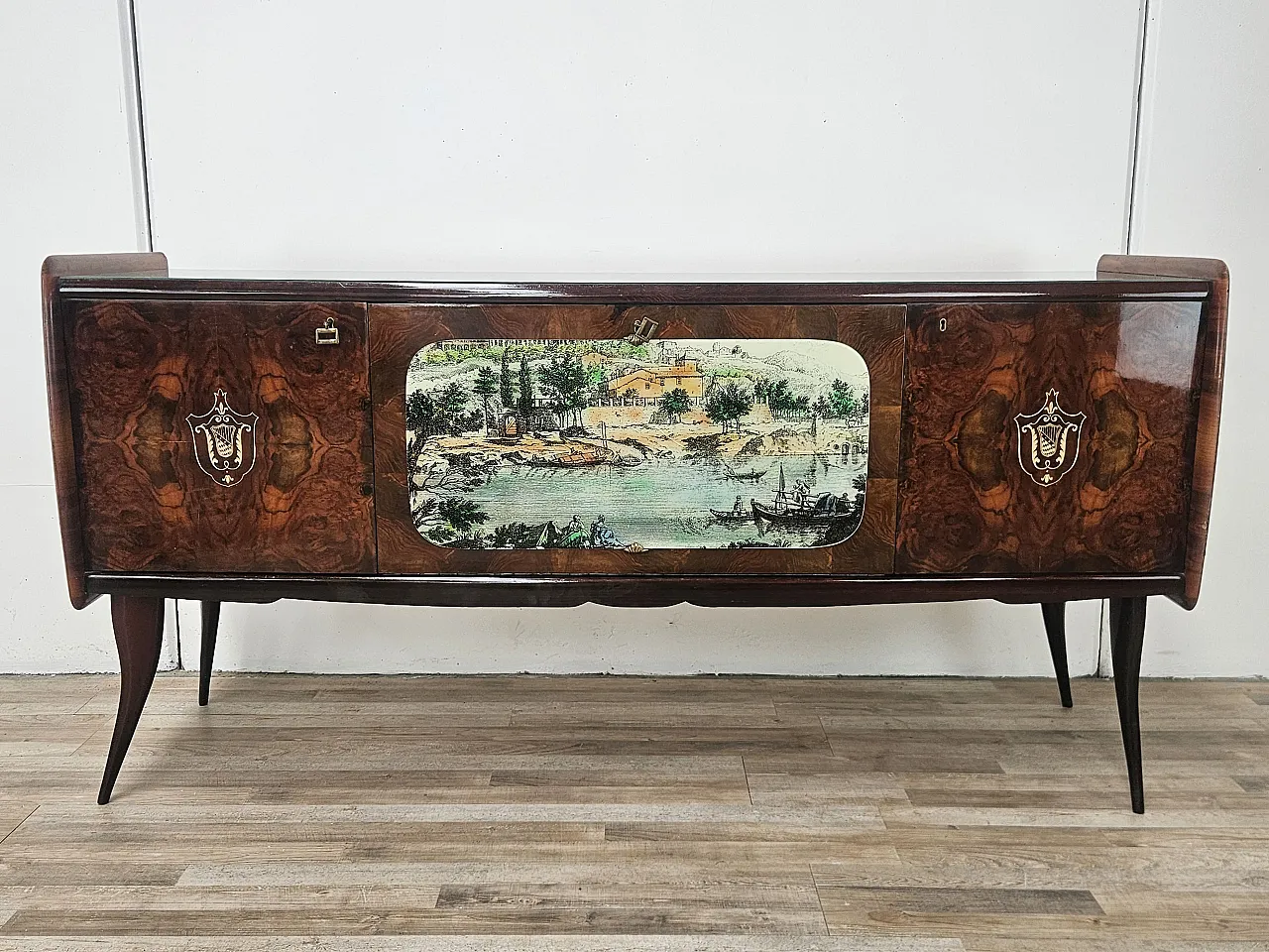 Credenza Mid-Century anni ’50 in mogano con vetro verde acqua 1