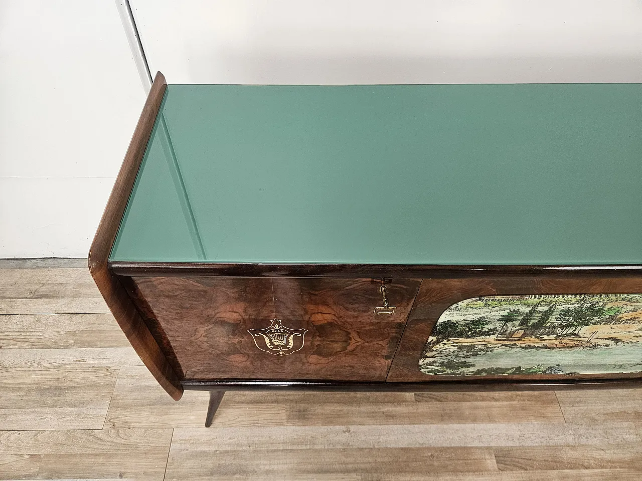 Credenza Mid-Century anni ’50 in mogano con vetro verde acqua 4