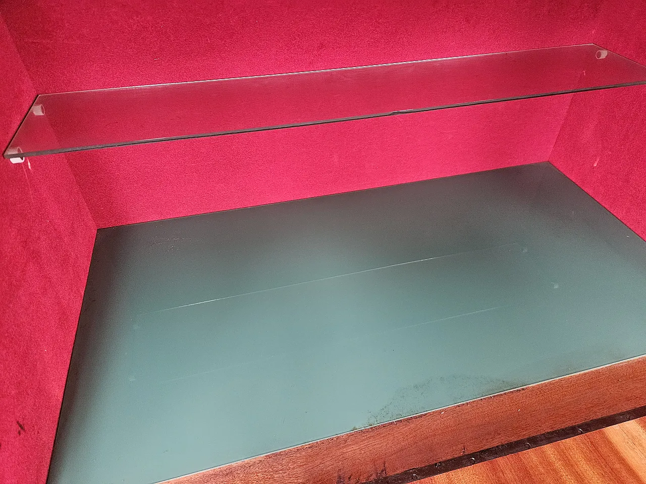 Credenza Mid-Century anni ’50 in mogano con vetro verde acqua 19