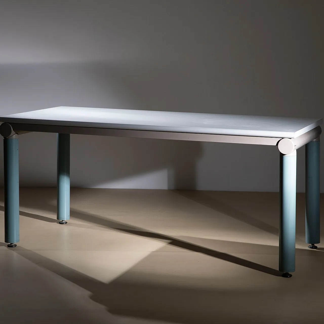 Icarus table by E. Sottsass and M. De Lucchi for Olivetti, 1980s 1