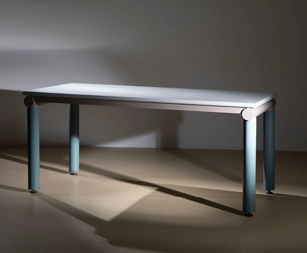 Icarus table by E. Sottsass and M. De Lucchi for Olivetti, 1980s 3