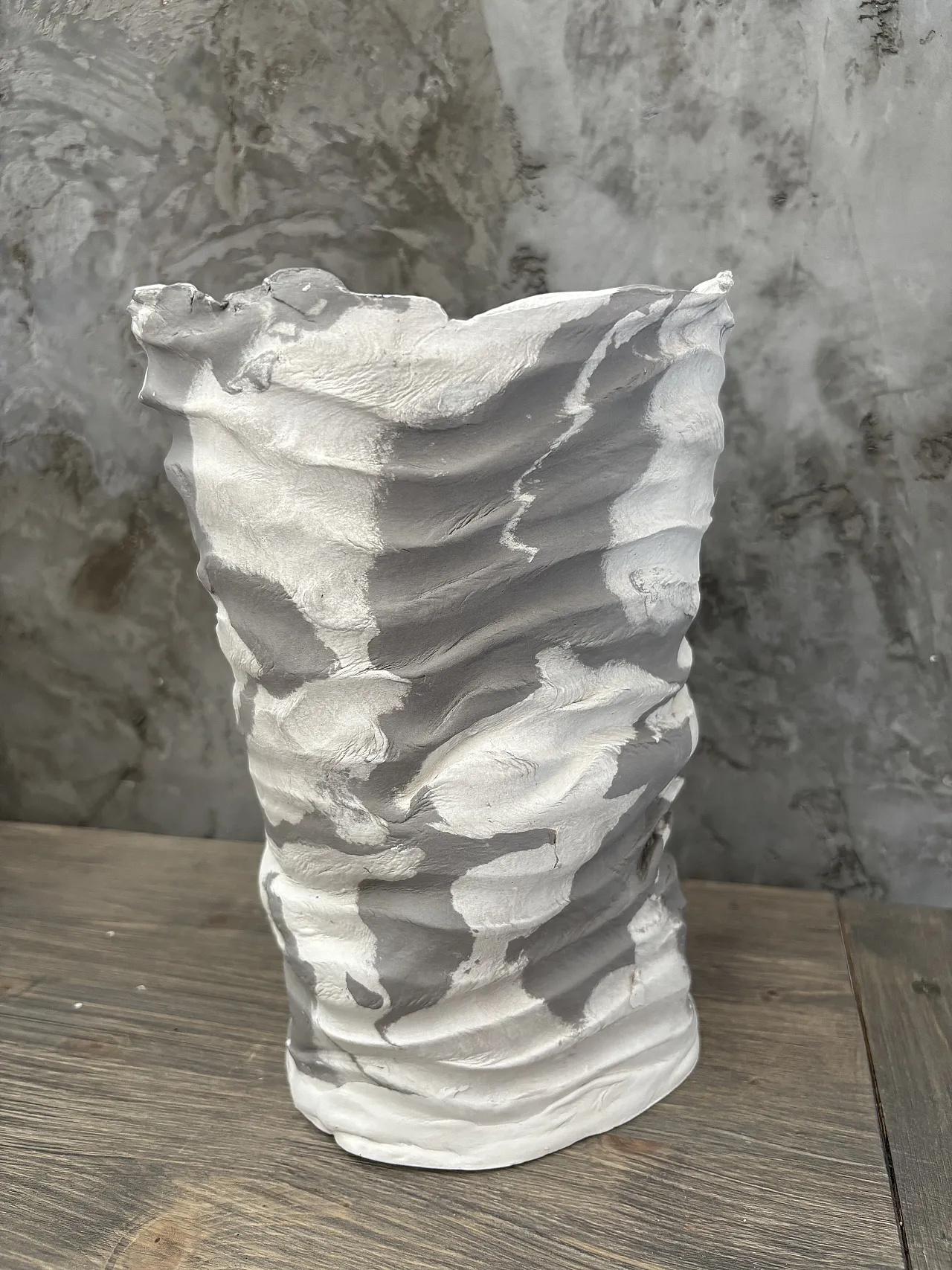 Two-tone sculptural vase Mineral fault by Alessandra Angoli, 2000s 3