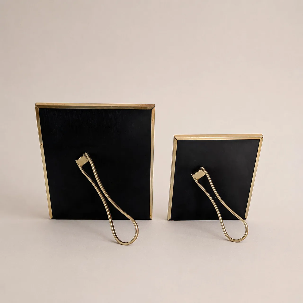 Pair of Willy Rizzo style briar and brass photo frames, 1970s 3