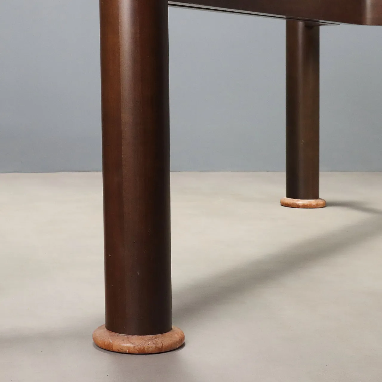 Table in metal and glass, 1980s 10