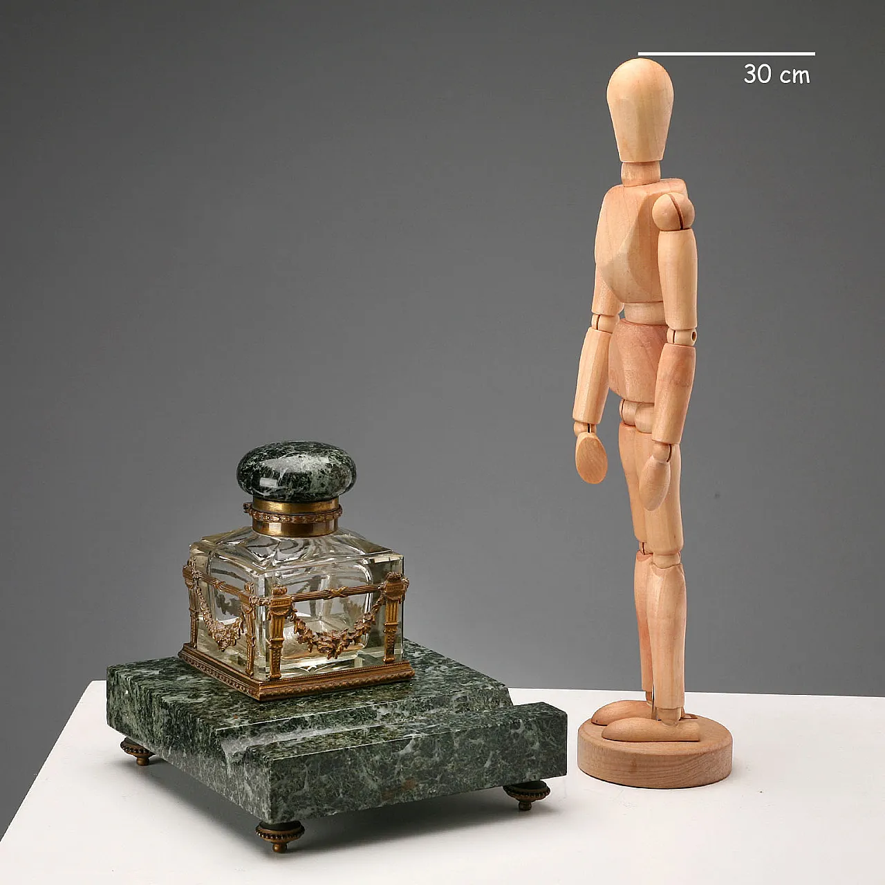Green marble inkwell, 19th century 2