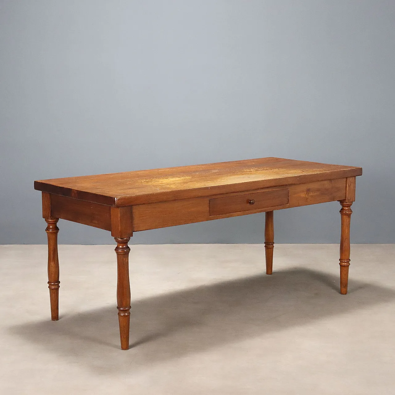 Oak table, 20th century 1