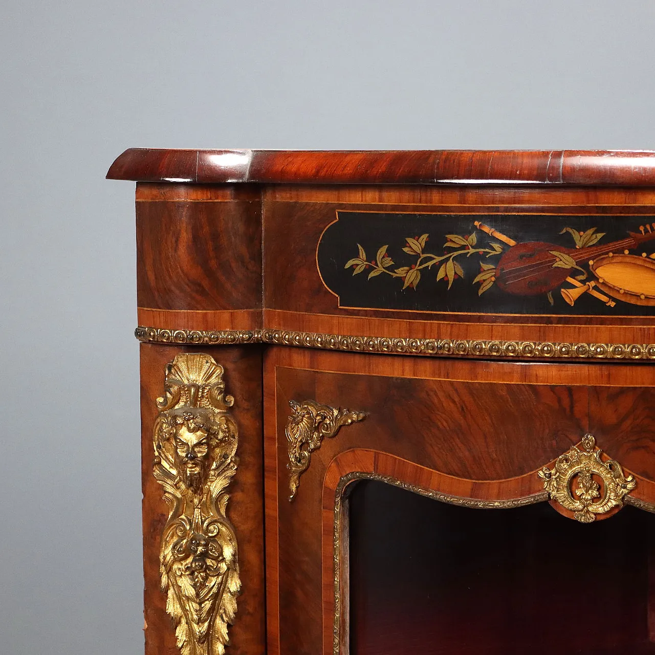 Inlaid English servant, 19th century 6
