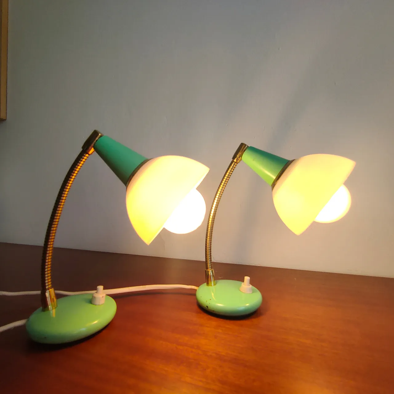 Pair of Mid Century Modern table lamps, 1950s 3