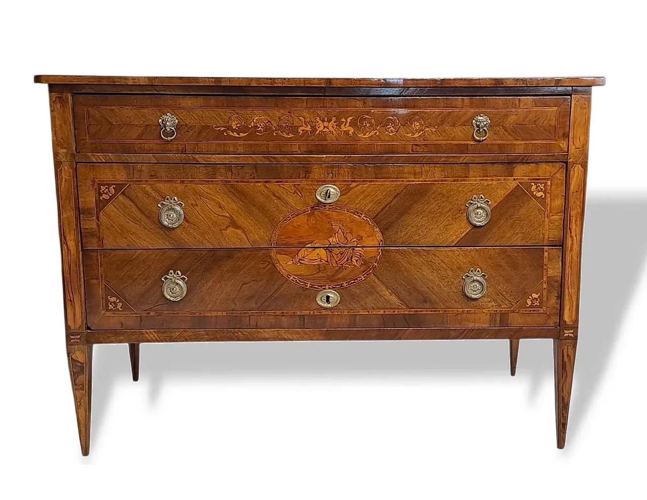 Three-drawer wooden dresser, 19th century 1