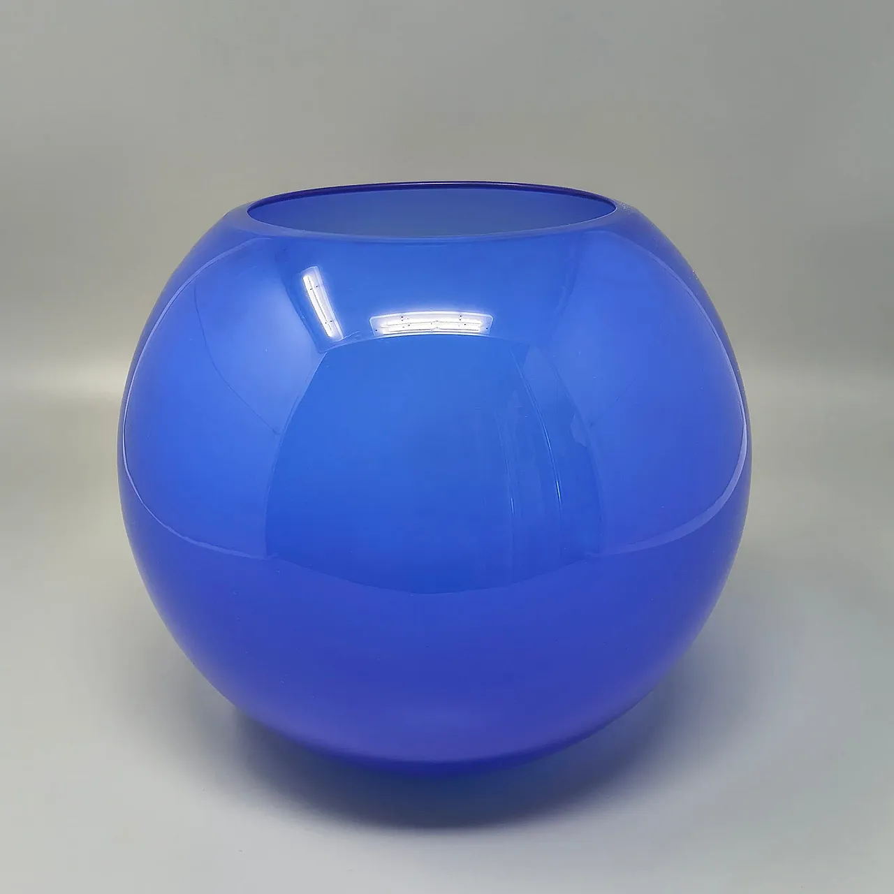 Mid-Century blue vase by Ind. Vetraria Valdarnese, 1970s 1
