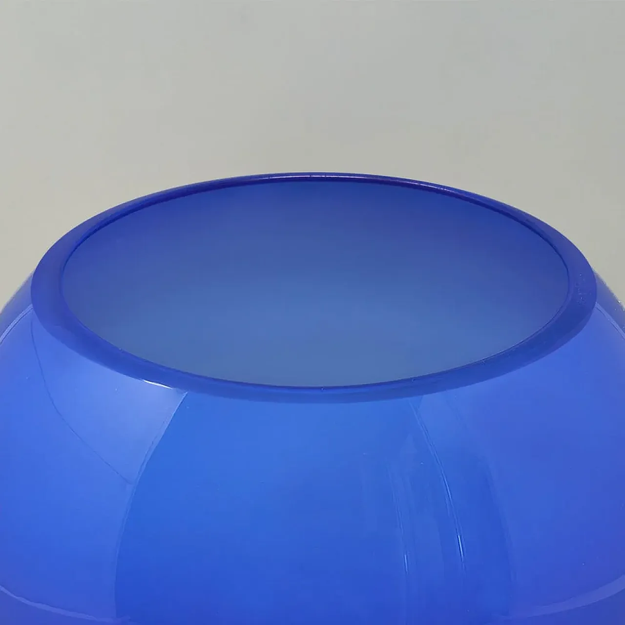 Mid-Century blue vase by Ind. Vetraria Valdarnese, 1970s 4