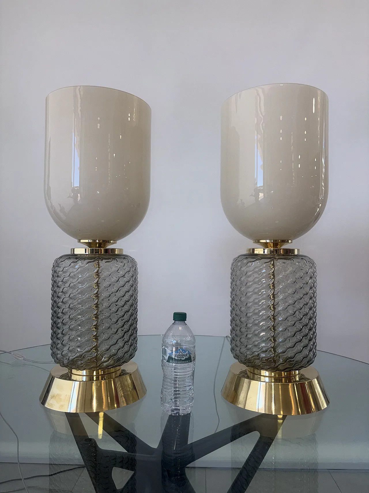 Coppia di lampade in vetro di Murano e ottone, anni '90 3