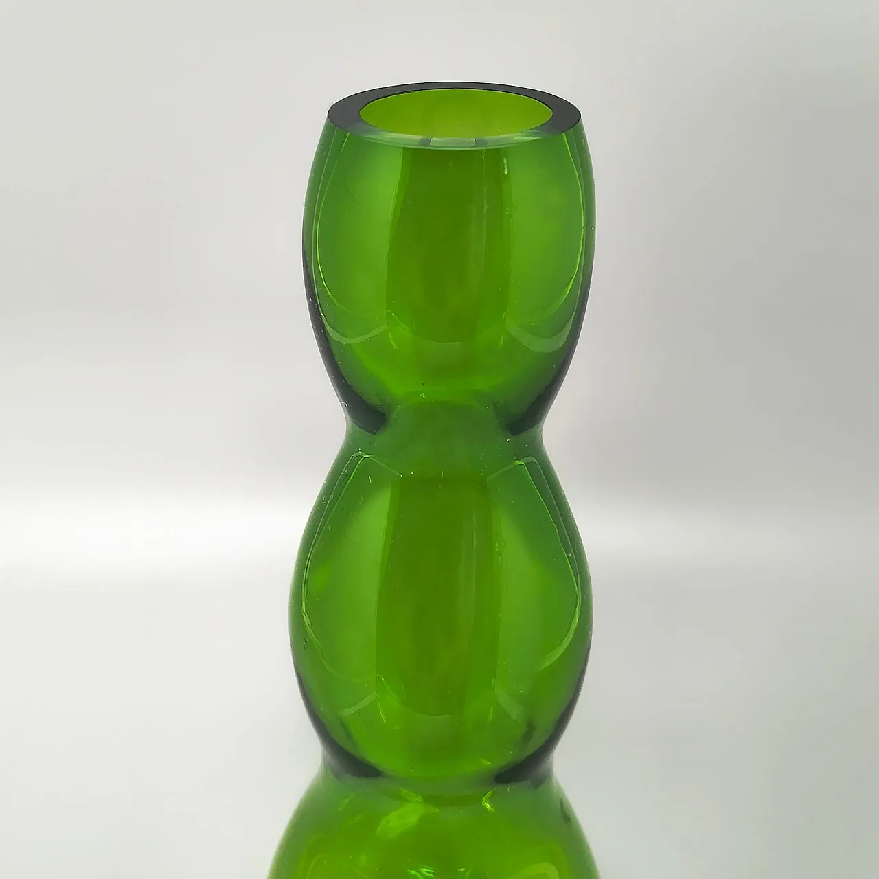 Mid-Century Modern V. Nason Murano green glass vase, 1970s 2