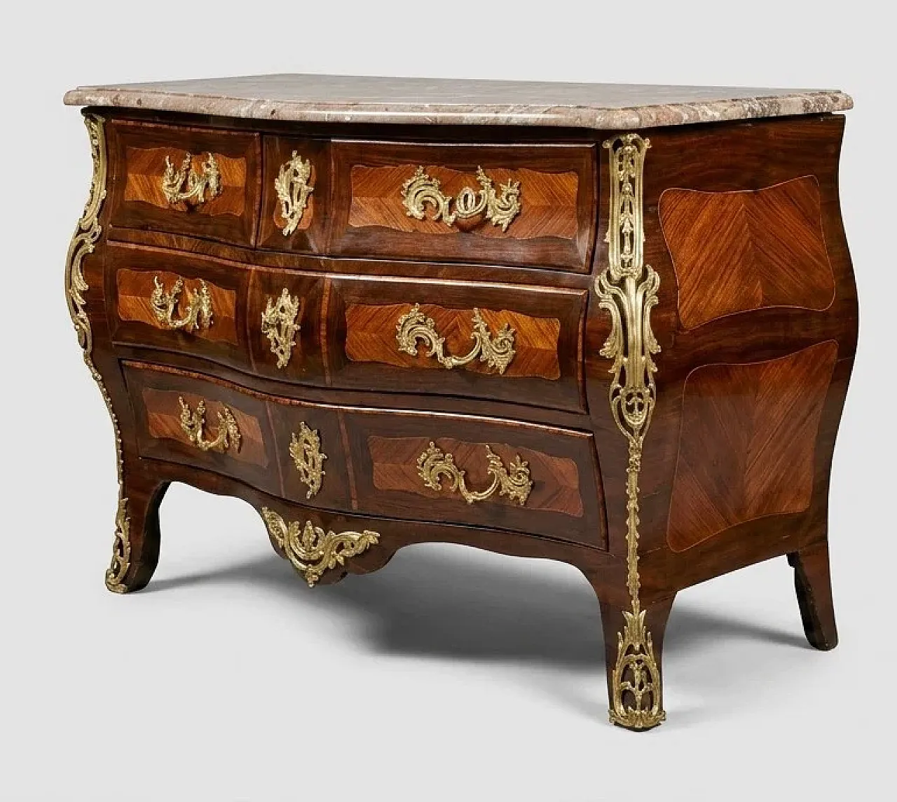 Laminated domed chest of drawers, early 18th century 1