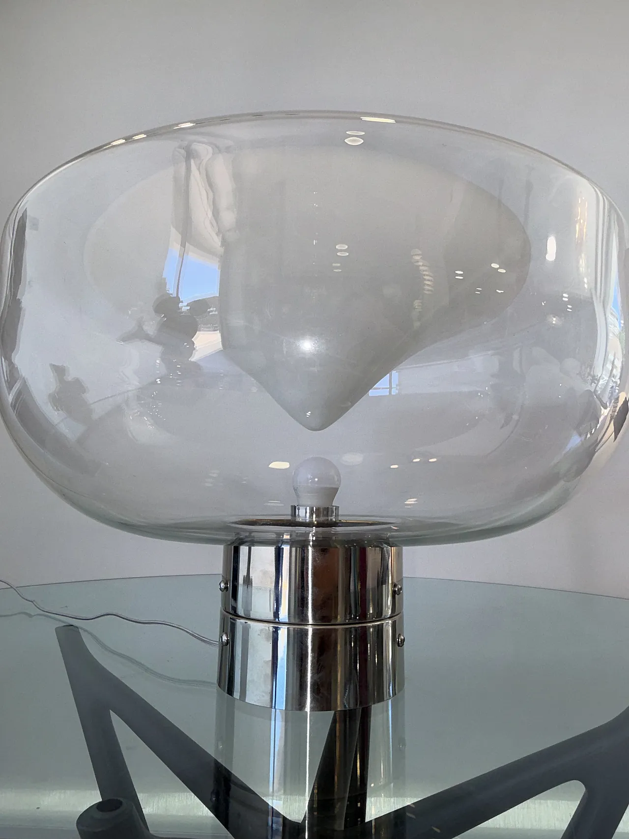Leucos glass and chromed metal table lamp, 1970s 2