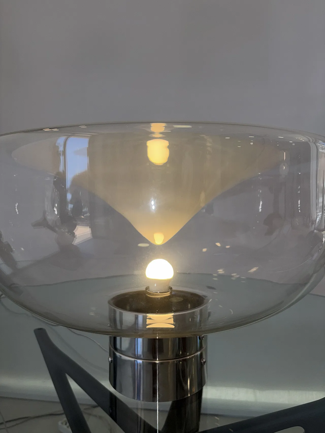 Leucos glass and chromed metal table lamp, 1970s 6
