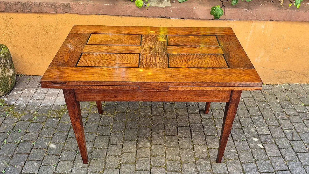 Extendable wooden table with stiletto legs, 19th century 3