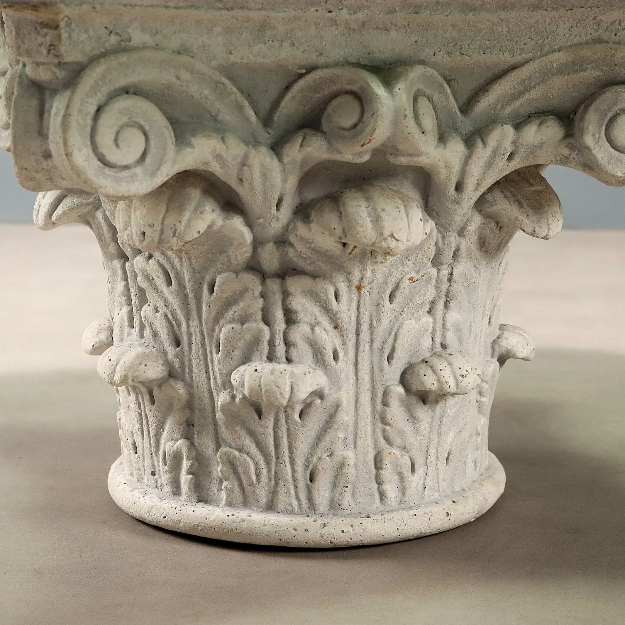 Glass coffee table on capital base, 20th century 7