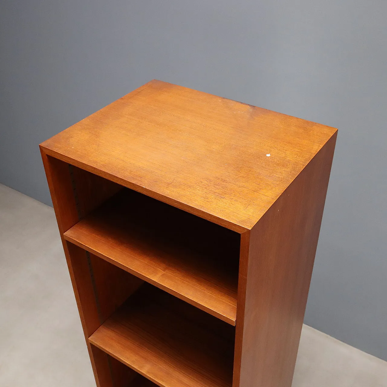Swiss design bookcase, 1960s 9