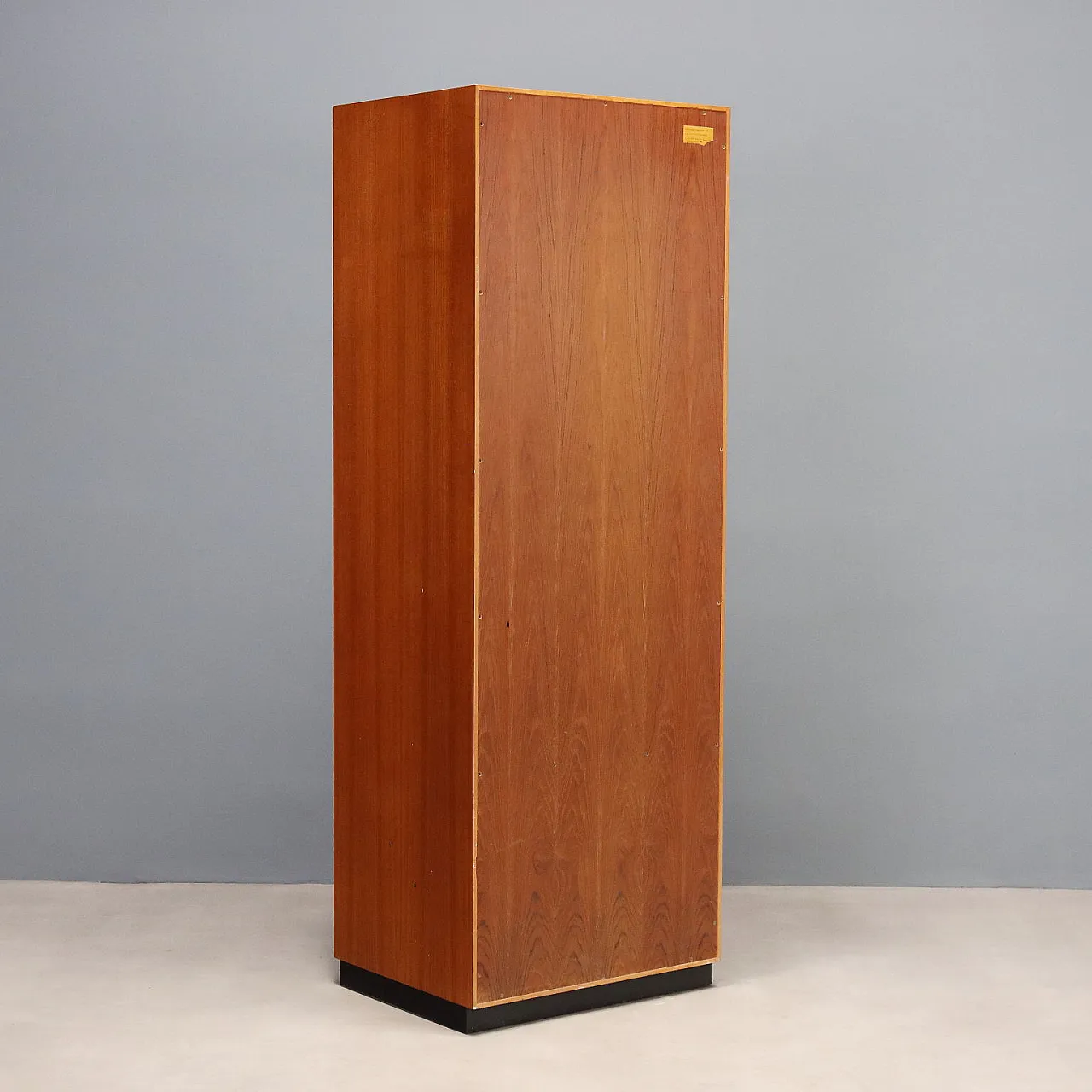 Swiss design bookcase, 1960s 10