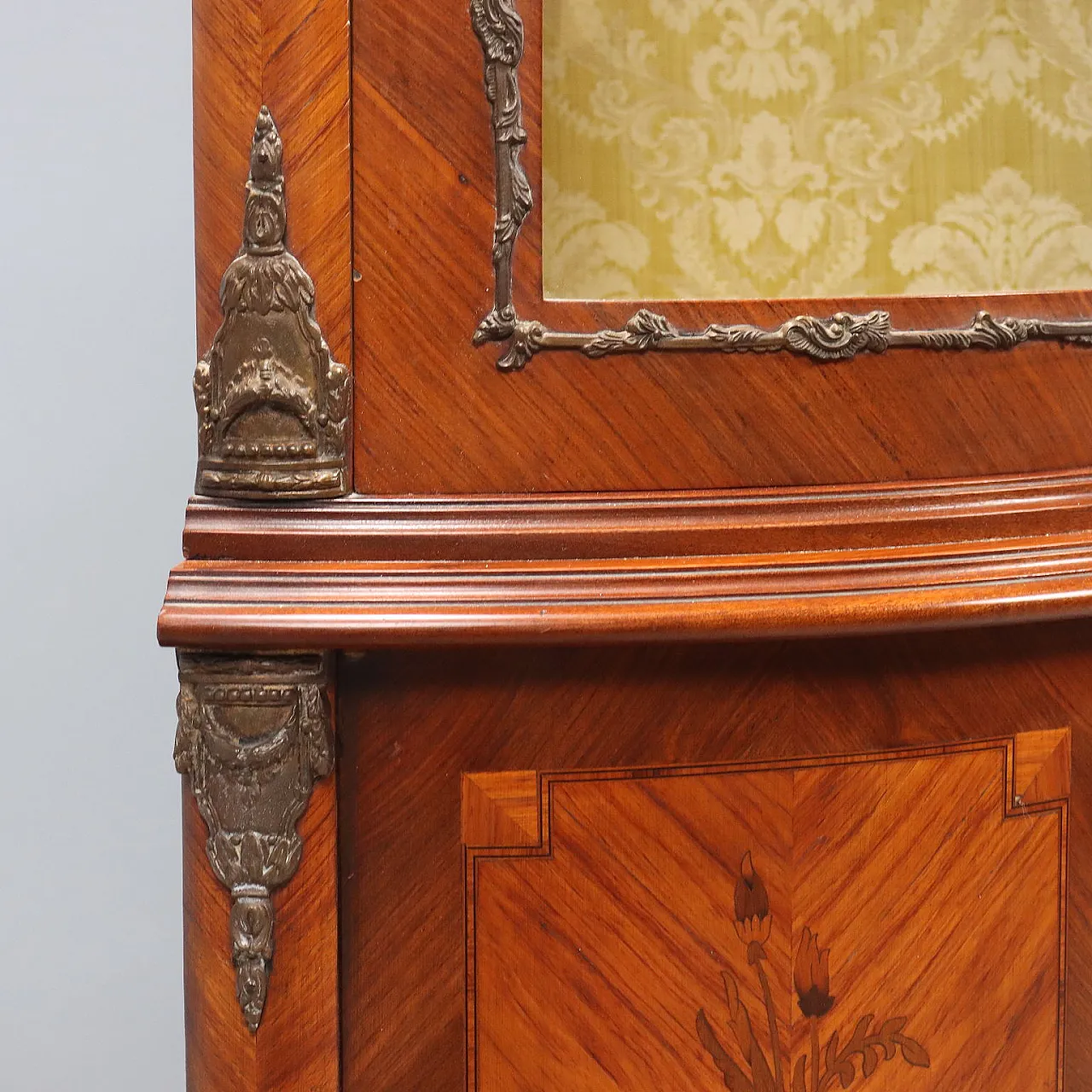 Demi-Lune Napoleon III corner cupboard in Bois de Rose, 19th century 9