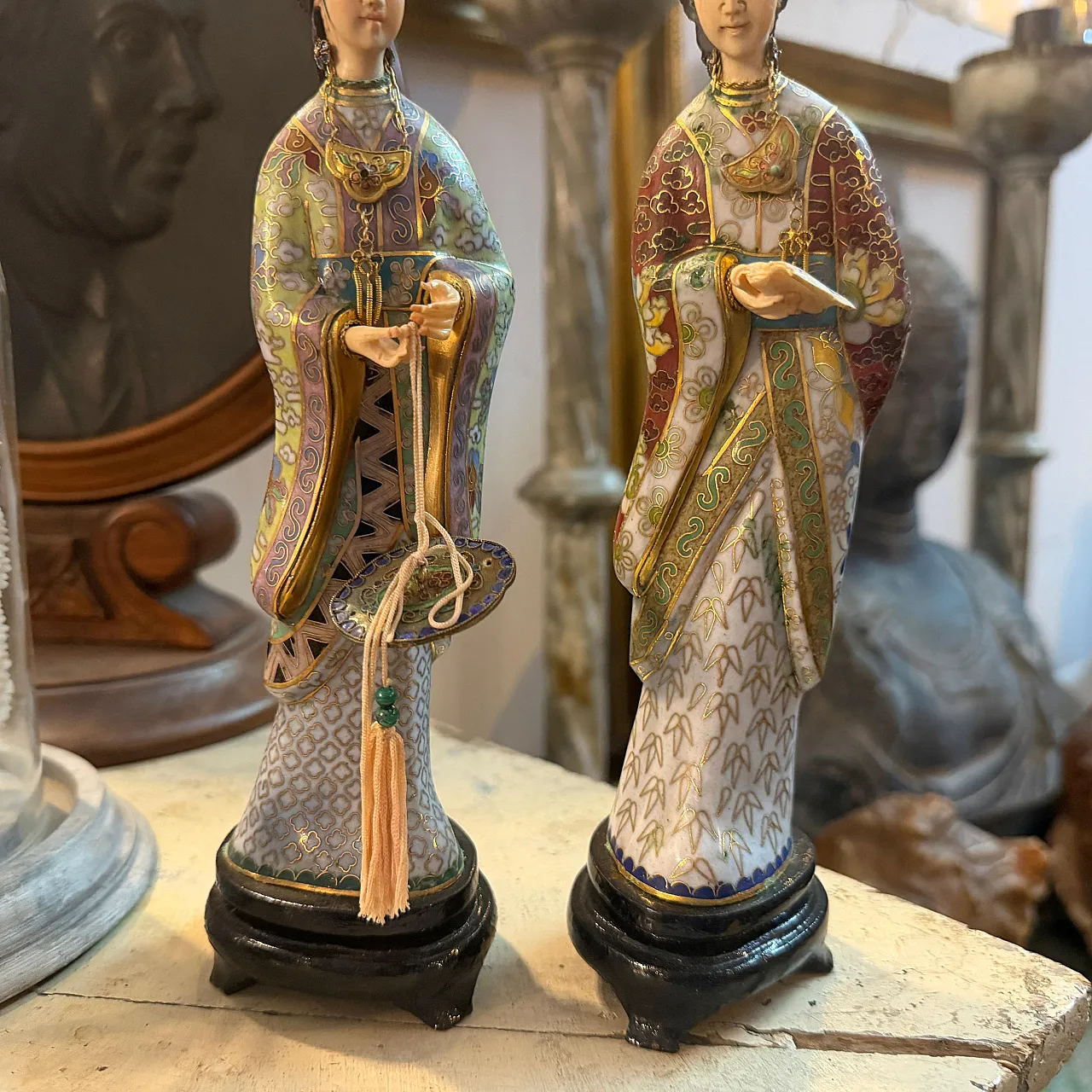 Pair of Chinese export cloisonnè traditional figures of woman, 1960s 5