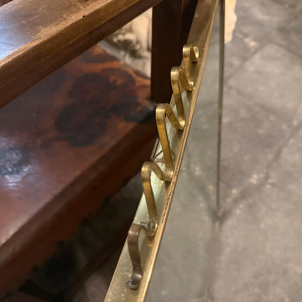 Specchio da parete in ottone massiccio di Gio Ponti, anni '50 5