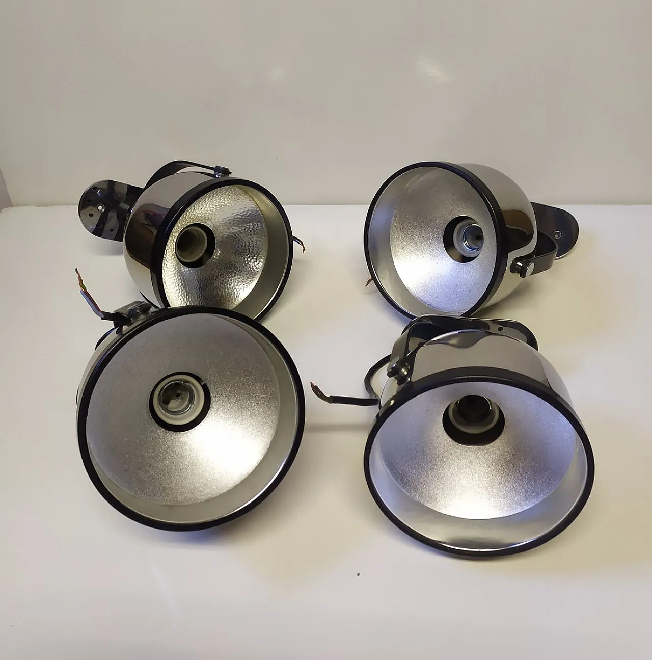 4 Wall lights by Gae Aulenti for Stilnovo, 1970s 1