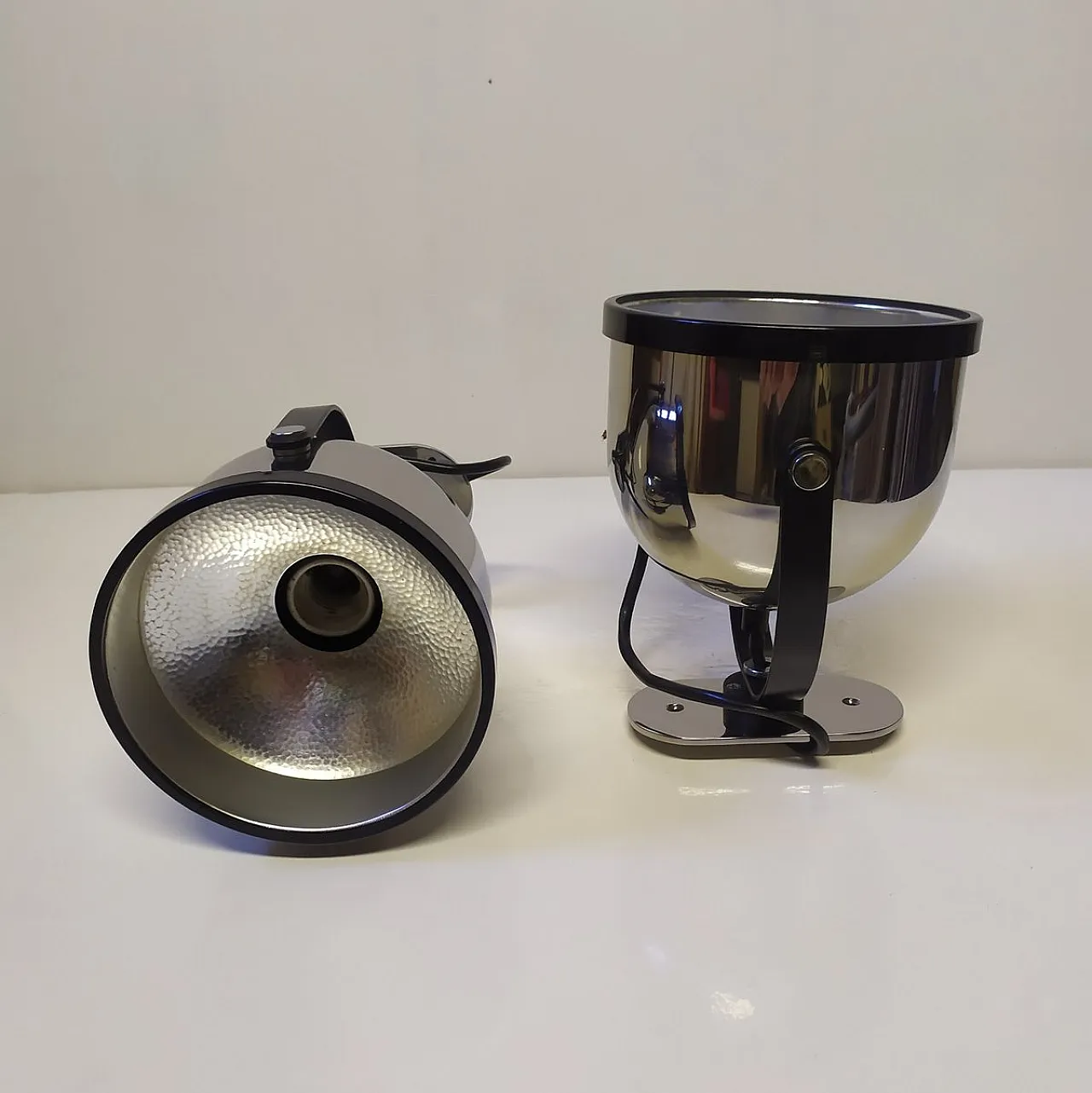 4 Wall lights by Gae Aulenti for Stilnovo, 1970s 6