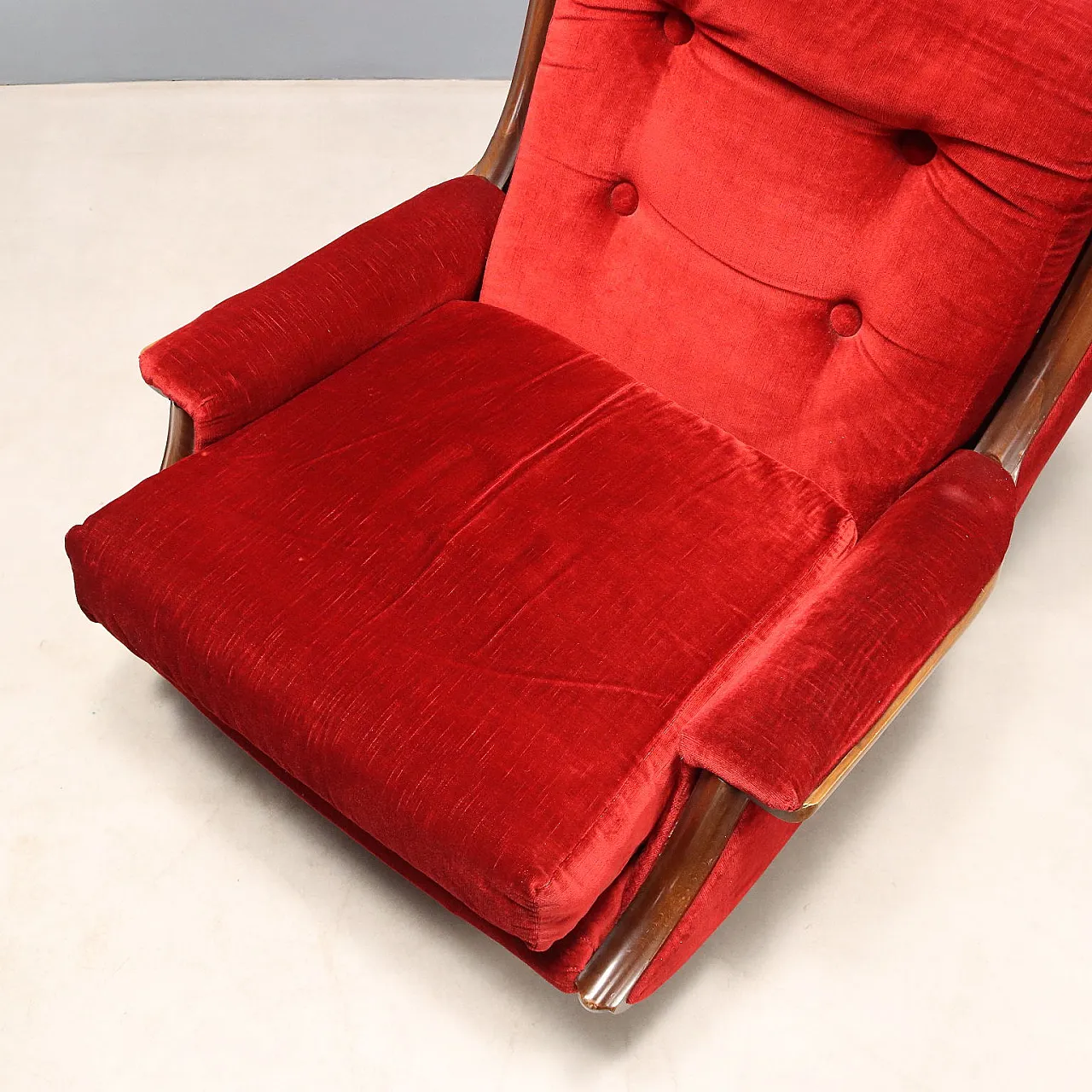 Pair of armchairs in velver, 1970s 7
