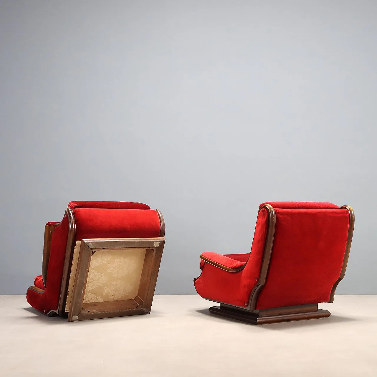 Pair of armchairs in velver, 1970s 9