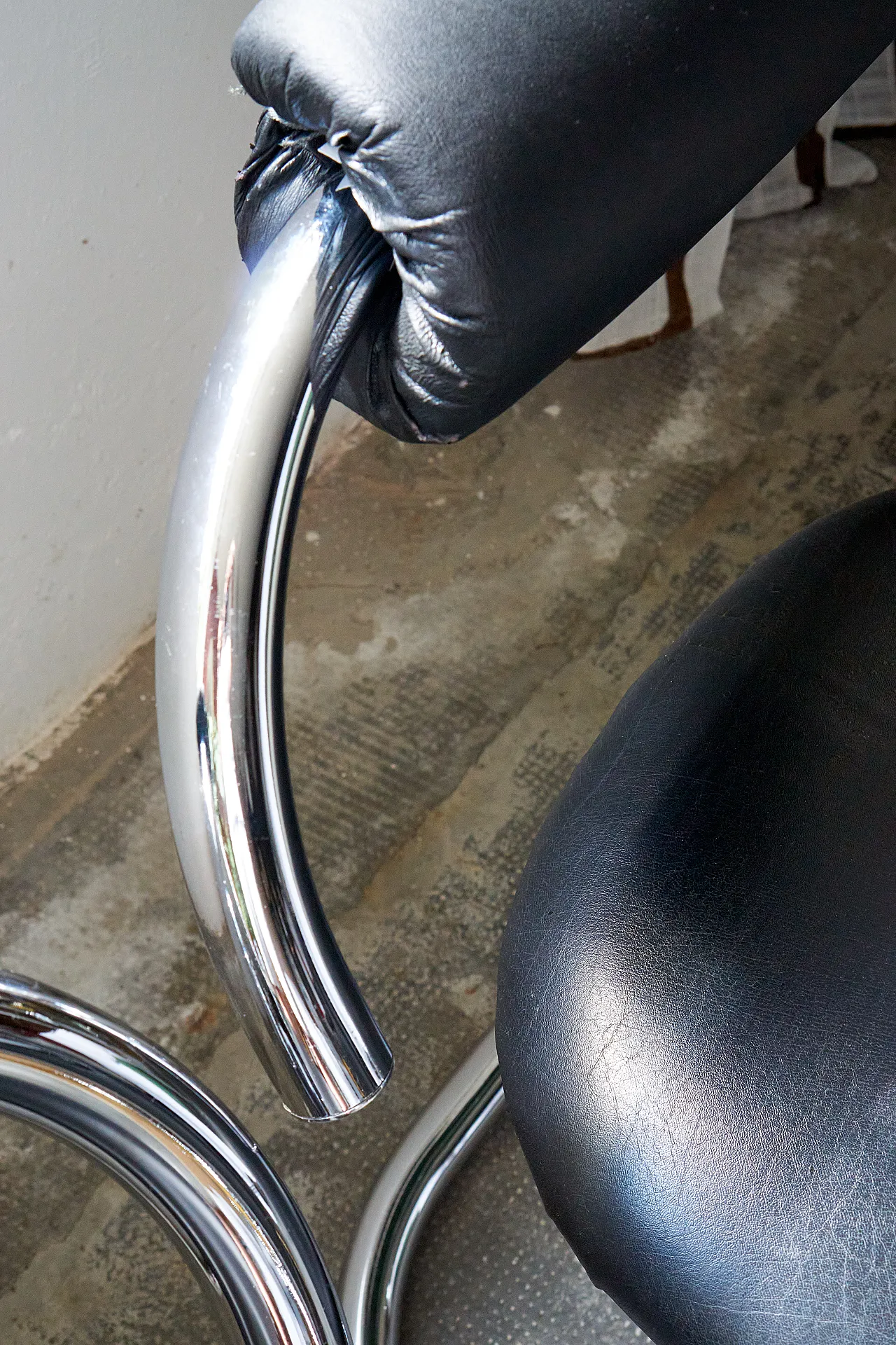 Pair of Cobra steel and eco-leather chairs, 1970s 5