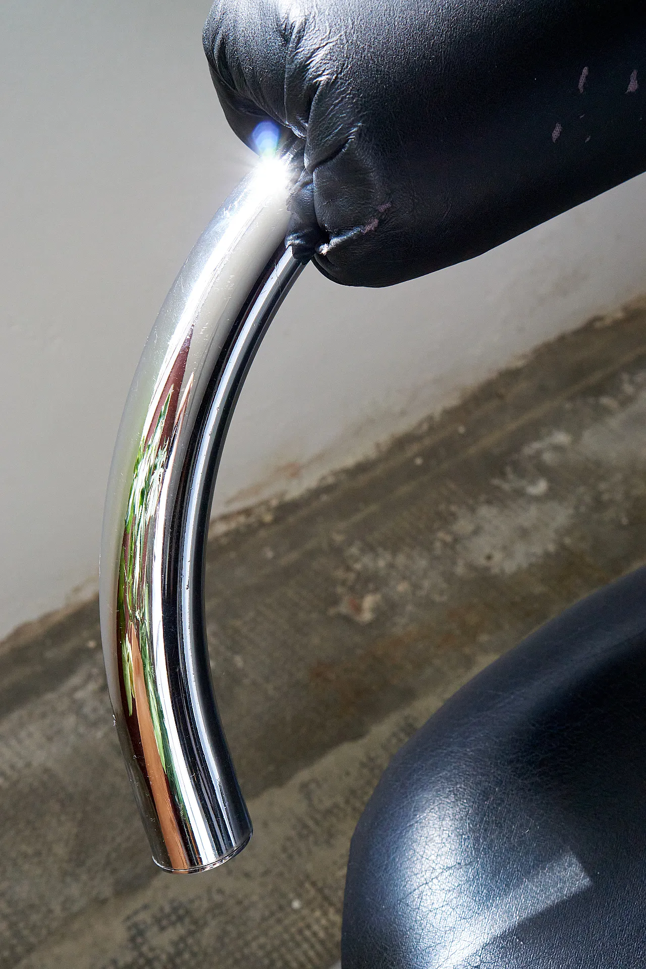 Pair of Cobra steel and eco-leather chairs, 1970s 6