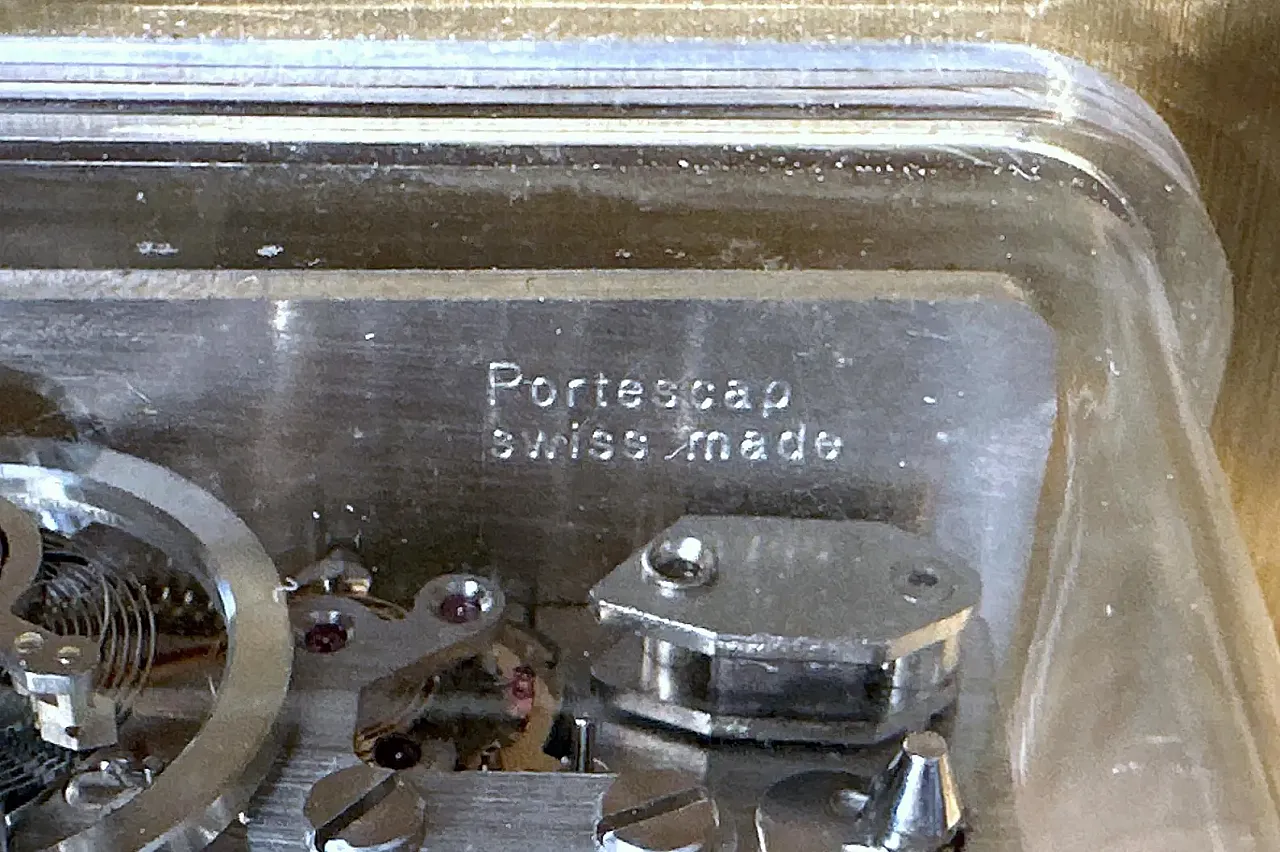 Jaeger LeCoultre table clock, Portescap REF. 5004, 1950s 12