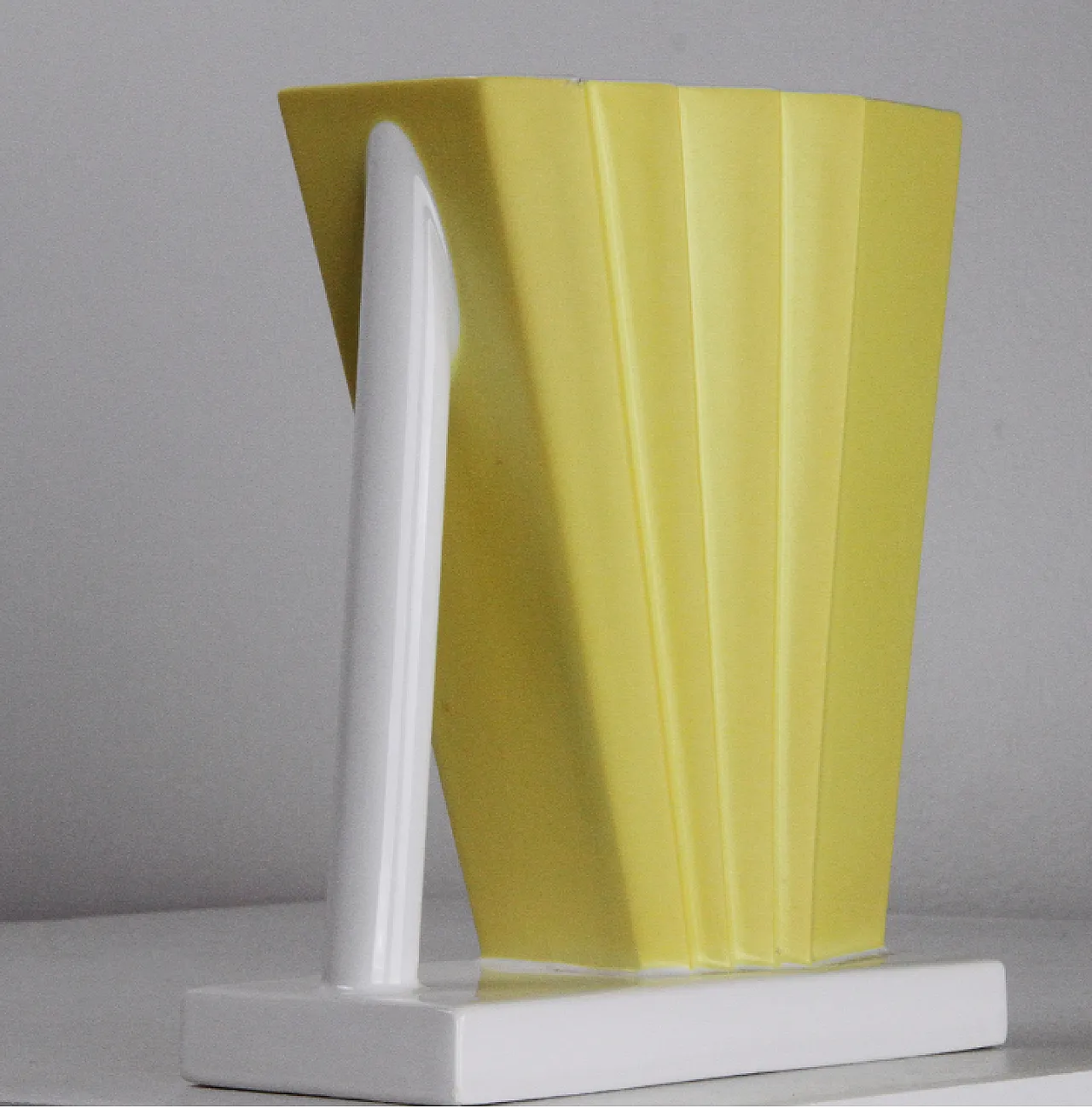 Vaso in ceramica di Ettore Sottsass per Alessio Sarri, '900 3