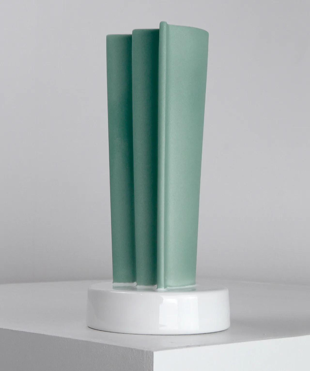 Vaso in ceramica di Ettore Sottsass per Alessio Sarri, '900 1