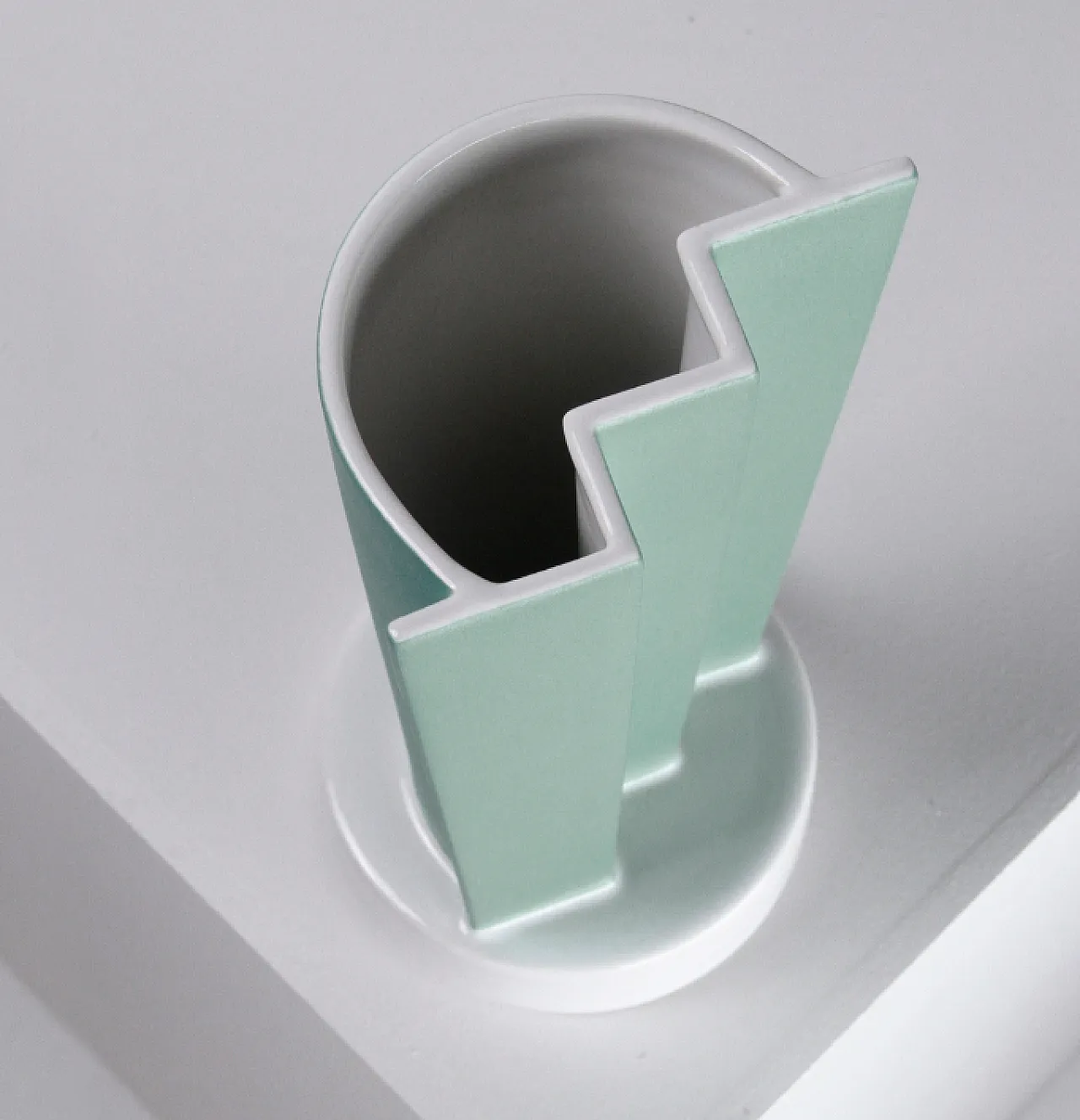 Vaso in ceramica di Ettore Sottsass per Alessio Sarri, '900 5