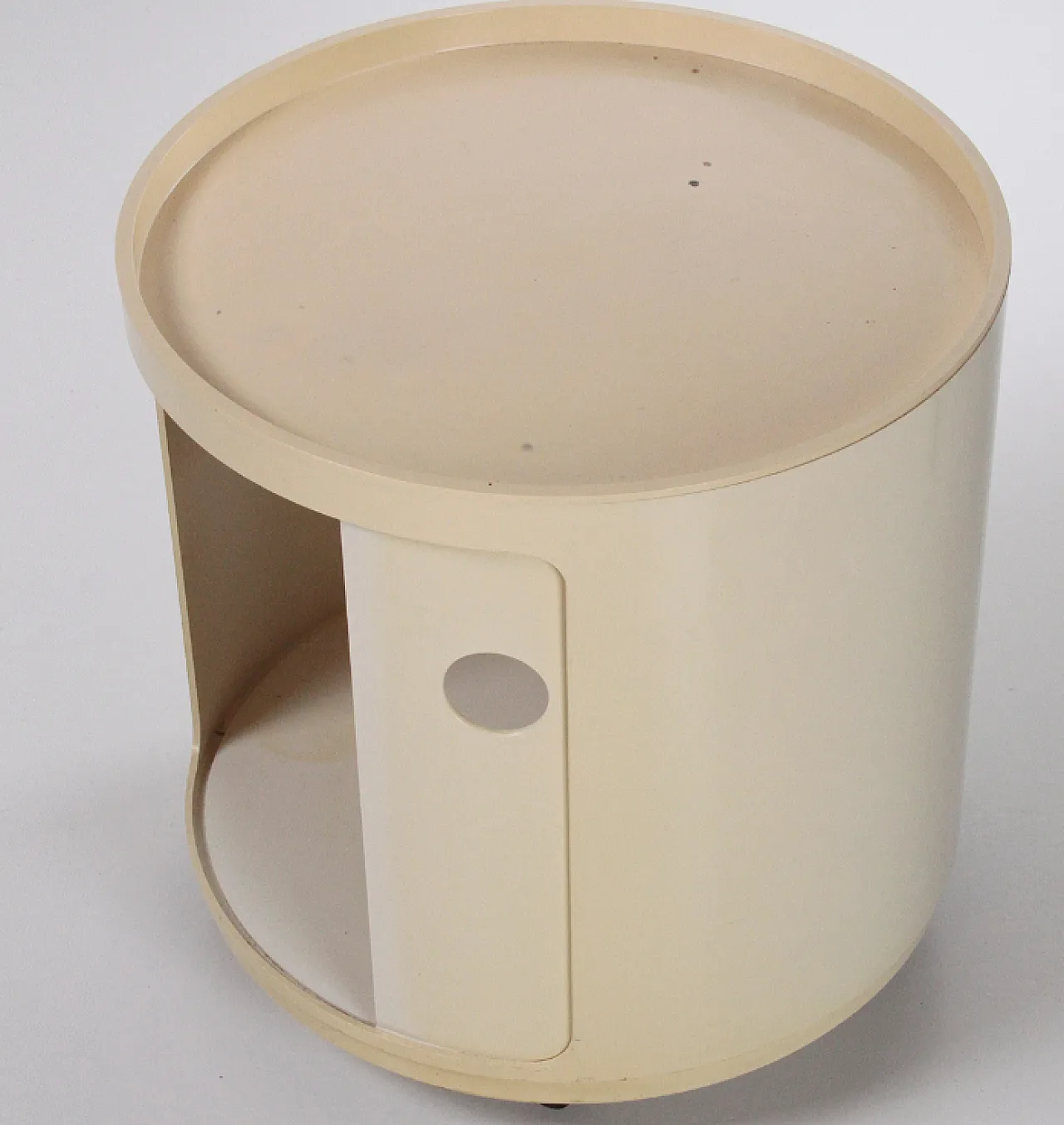 Anna Castelli's bedside table for Kartell, 1970s 4