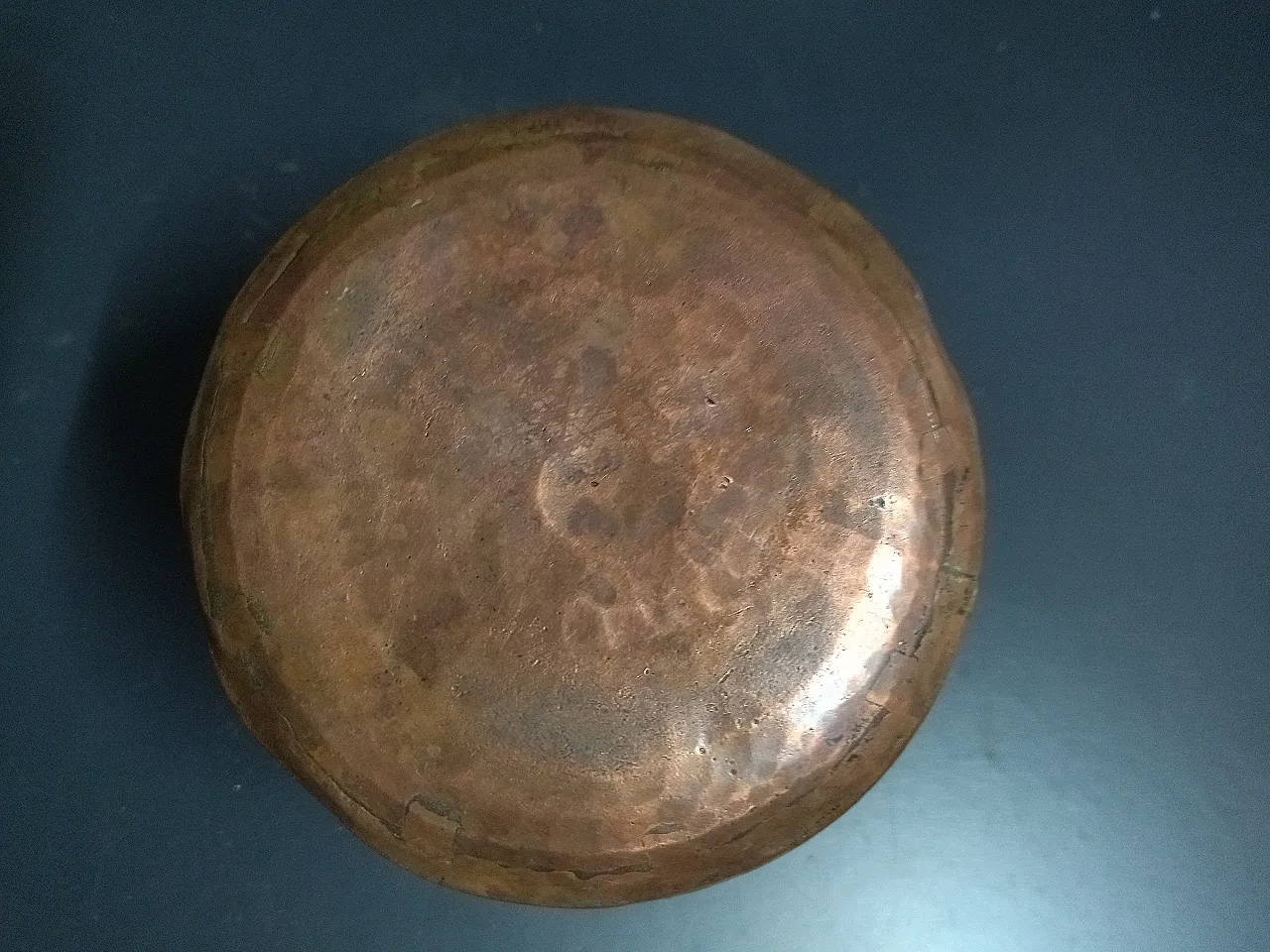 Copper cauldron, 30s 3