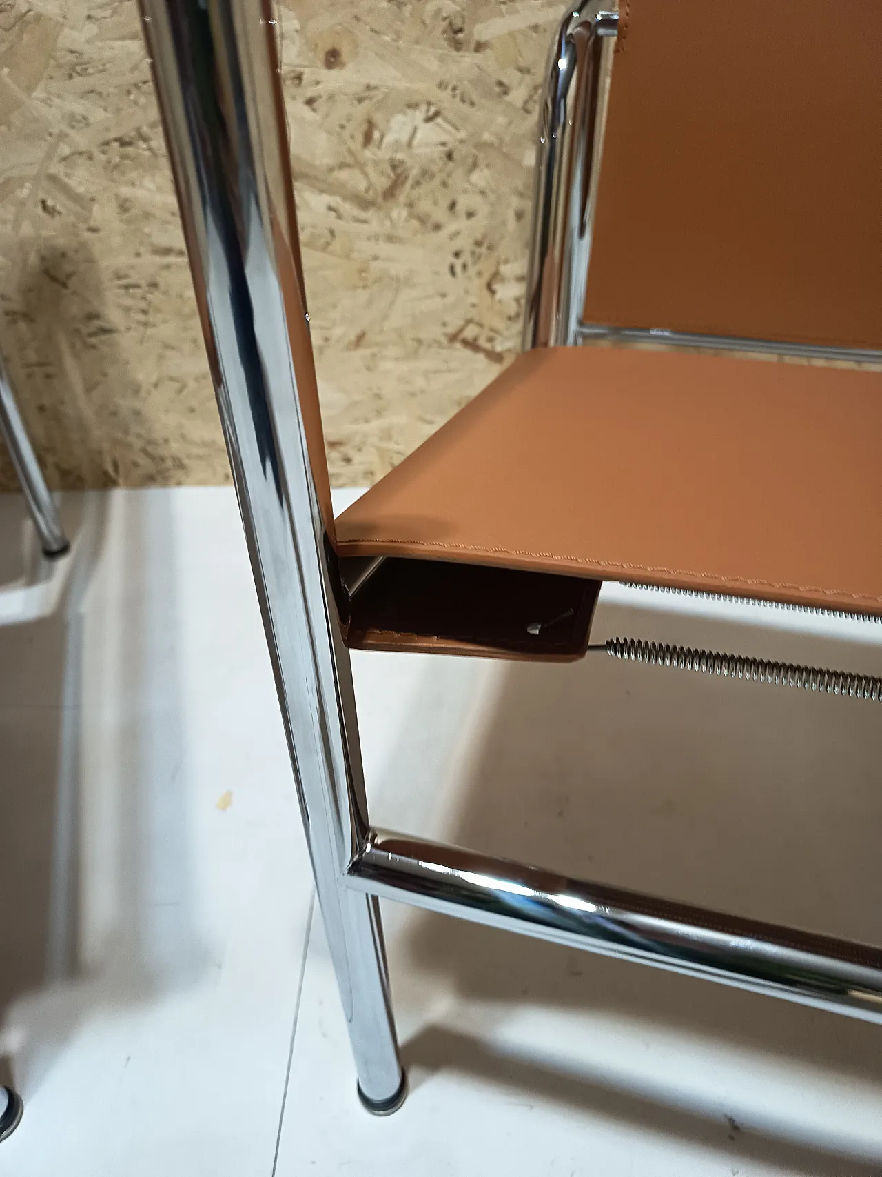 Pair of LC1 armchairs by Alivar in Cognac natural leather, 2000s 19