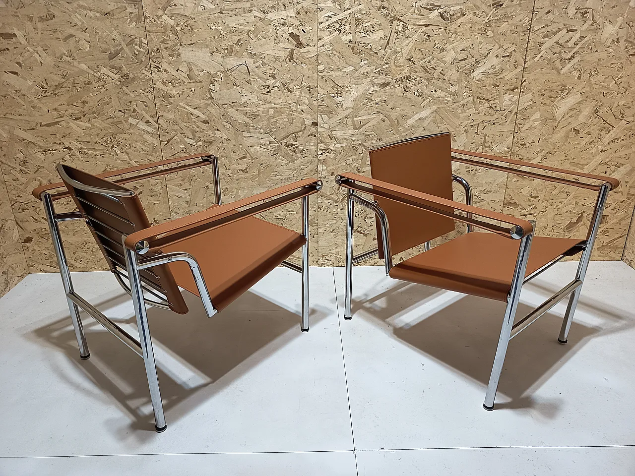 Pair of LC1 armchairs by Alivar in Cognac natural leather, 2000s 70