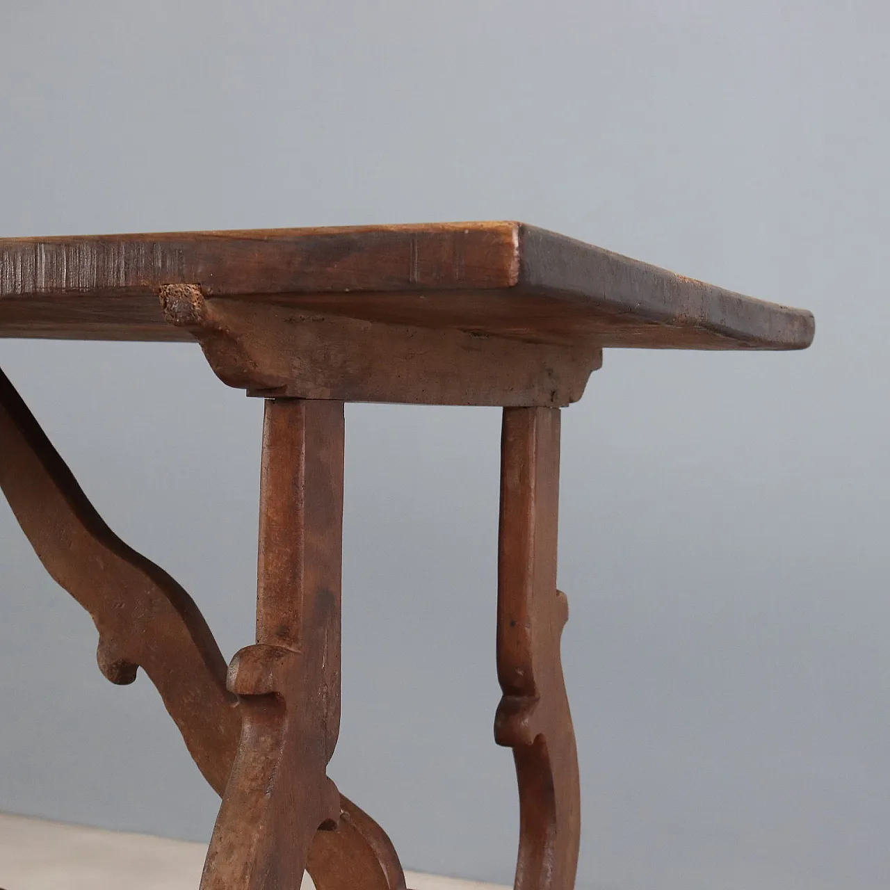 Fratino table in walnut, 20th century 5